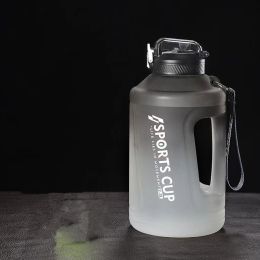 Sports Water Jug With Time Markers; Gradient Color Fitness Accessories (Color: Black/White, size: 2300ml)